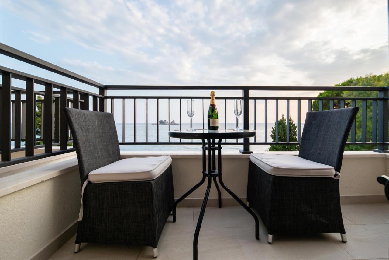 Mar Azul Apartments Petrovac Екстериор снимка
